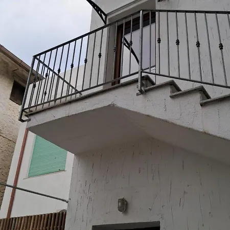 Ombra Dei Pini La Caletta