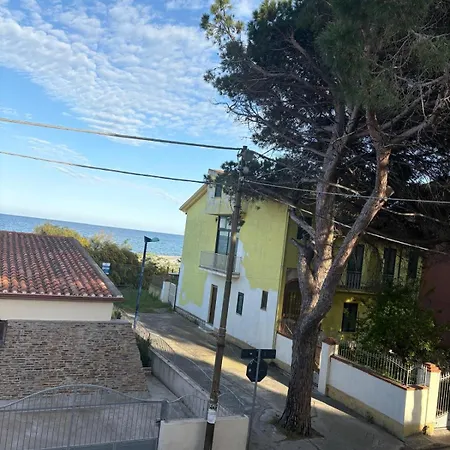 Ombra Dei Pini La Caletta