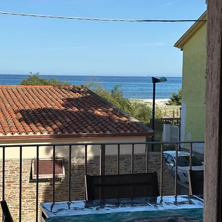 Ombra Dei Pini * La Caletta